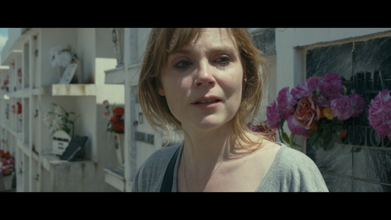 Life Beyond Me / Une vie ailleurs (2017) - Trailer (French)
